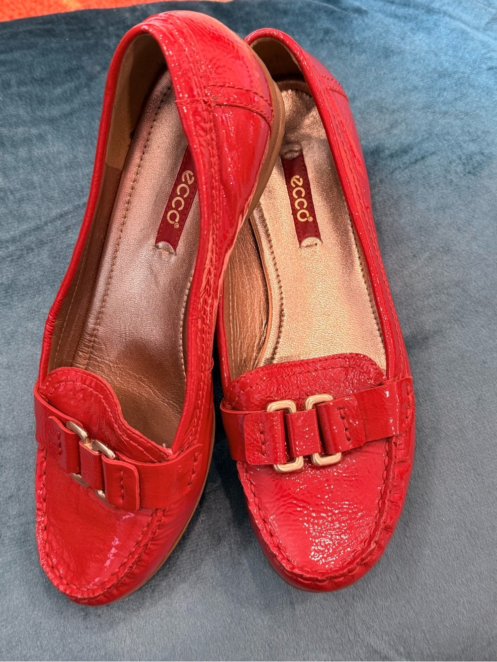 Ecco Women's Red Patent Leather Buckle Loafers